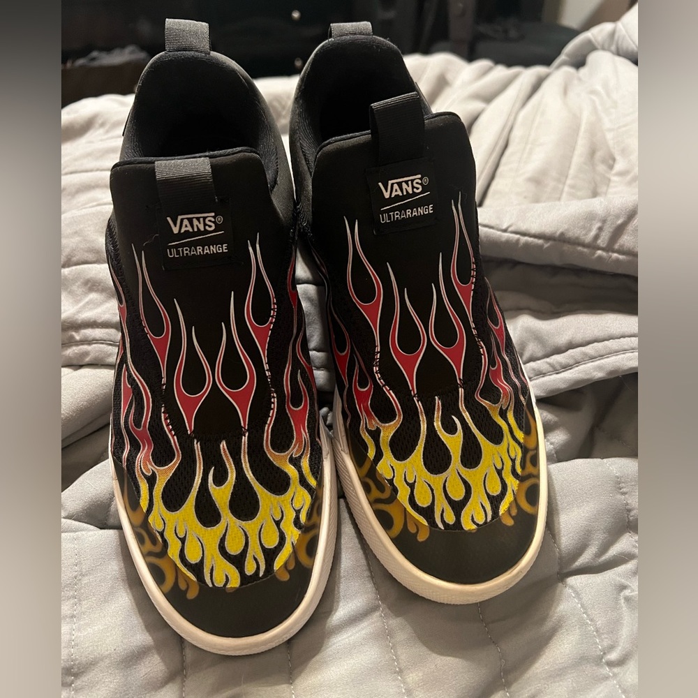 Vans UltraRange Sock Vans Mash Up Flames men’s size 10
